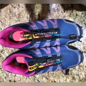 Salomon Women's 9 mens 7 Blue and Pink Trail Running Shoes speedcross 3